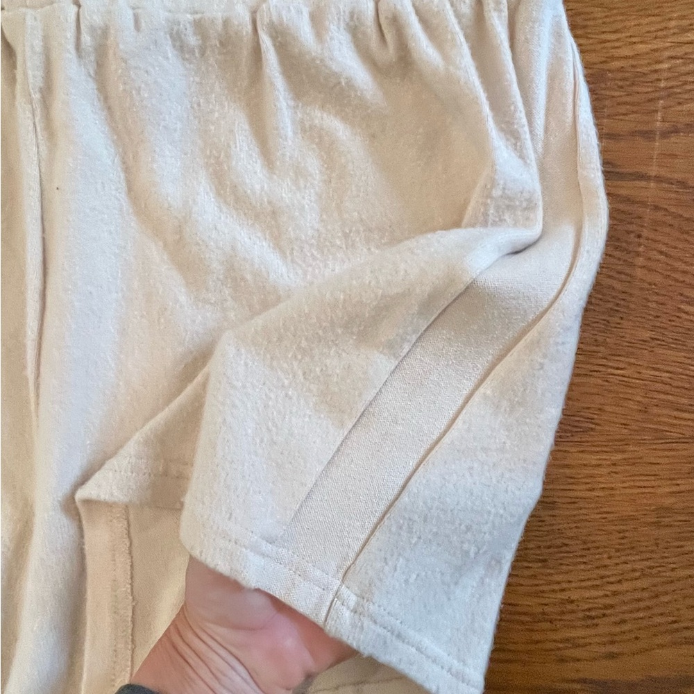 Volcom Lived In Lounge Fleece Shorts Cotton Blend NWT Cream Loungewear Size XL - Picture 4 of 10